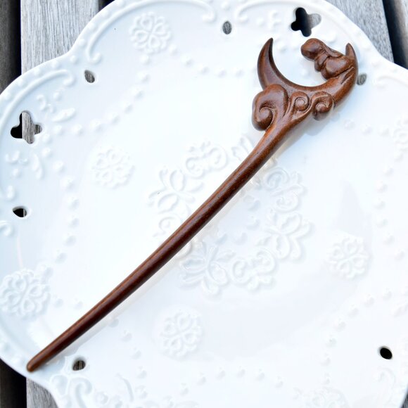 Moon Rabbit Wood Hair Stick - Chinese Hairpin - Picture 5 of 6